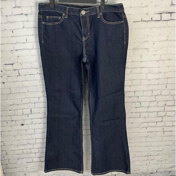 Calvin Klein Flare Jeans Size 10 Womens Mid Rise Dark Wash Blue Denim U2 - Picture 4 of 12